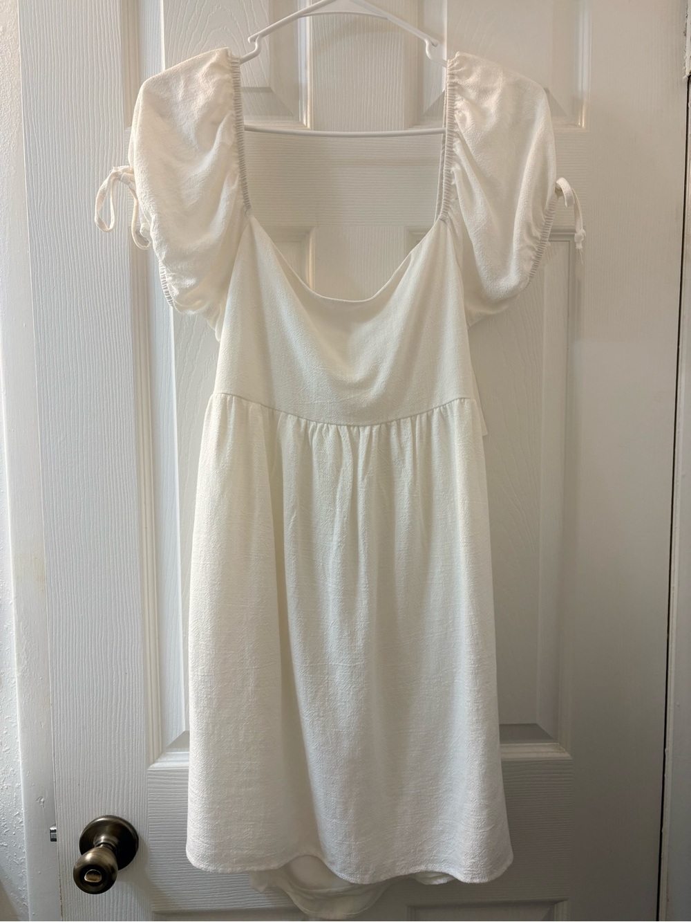 Your Favorite White Tie Back Babydoll Dress L Homecoming FLAW Hanger Stress NWT